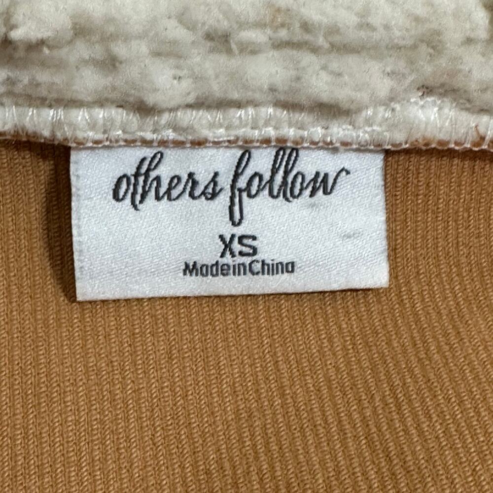 Others Follow Camel Sequoia Corduroy Women’s Jacket Sherpa Details, Size XS - Picture 5 of 9